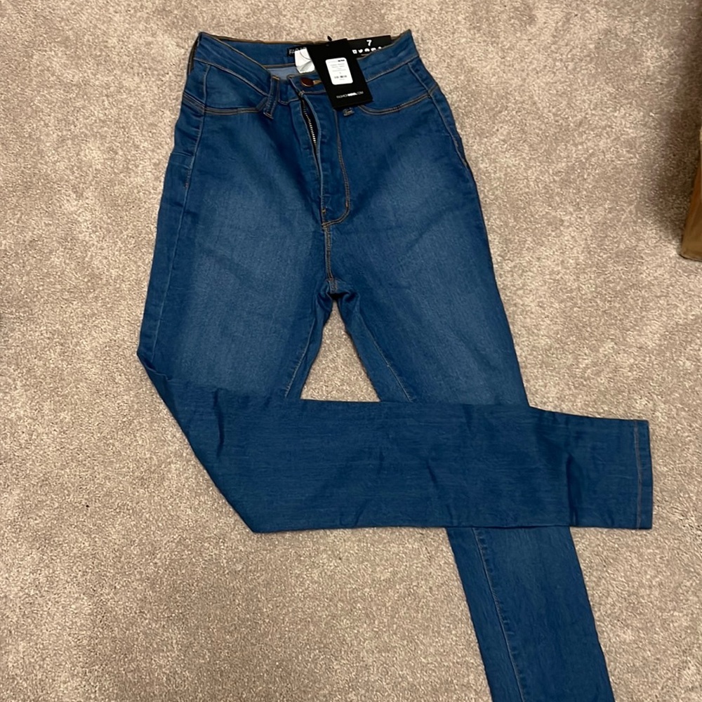 New with tags fashion nova jeans size 7